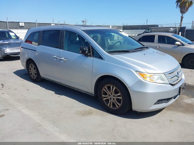 Salvage Honda Odyssey Image