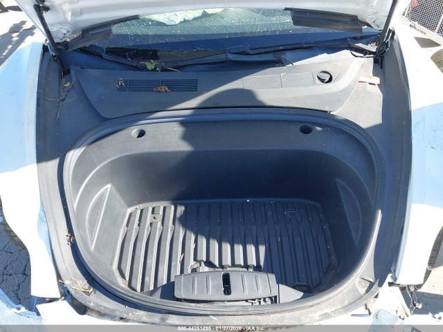 Tesla Model 3 Standard Range Plus Rear-wheel Drive