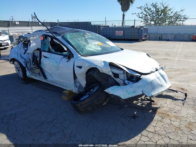 Salvage Tesla Model 3 Image