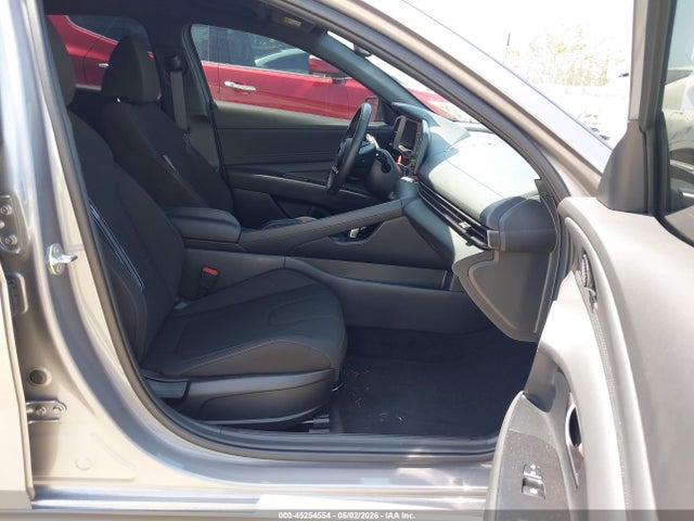 Hyundai ELANTRA Sel Sport