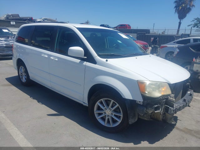 Salvage Dodge Grand Caravan Image