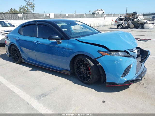 Salvage Toyota Camry Image