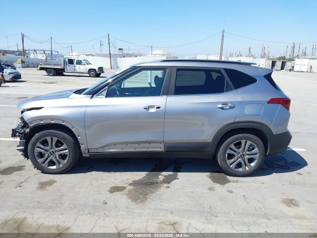 Kia Seltos S