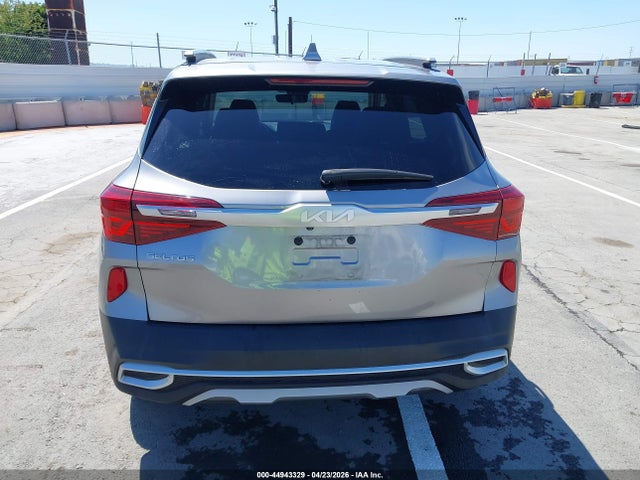 Kia Seltos S