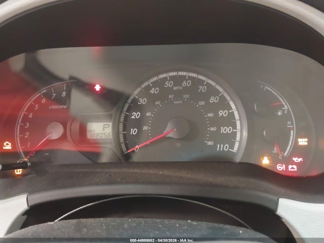 Toyota Sienna Le V6 8 Passenger