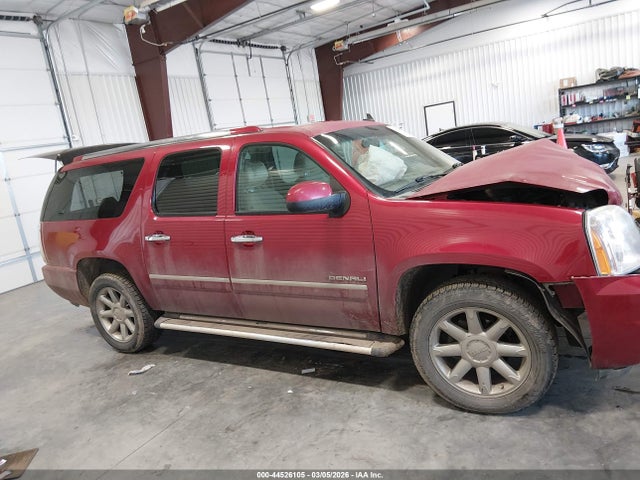 GMC Yukon Denali