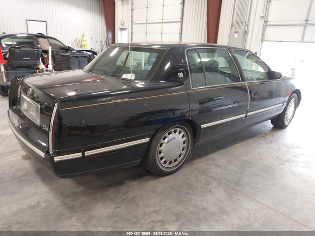 Cadillac DeVille Standard