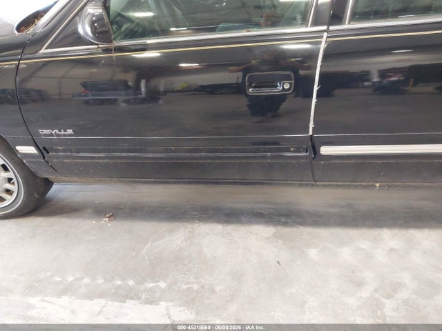 Cadillac DeVille Standard