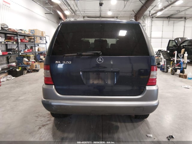 Mercedes-Benz M-Class 320