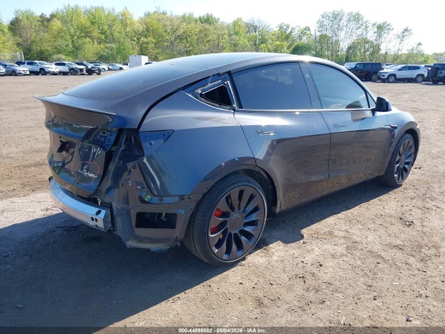 Tesla Model Y Performance Dual Motor All-wheel Drive