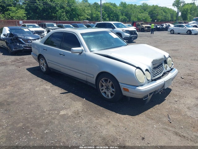 Salvage Mercedes-Benz E-Class Image