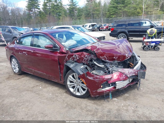 Salvage Chrysler 200 Image