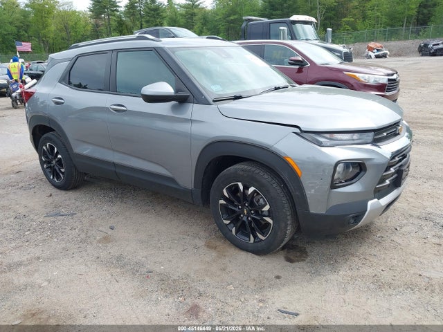 Salvage Chevrolet Trailblazer Image