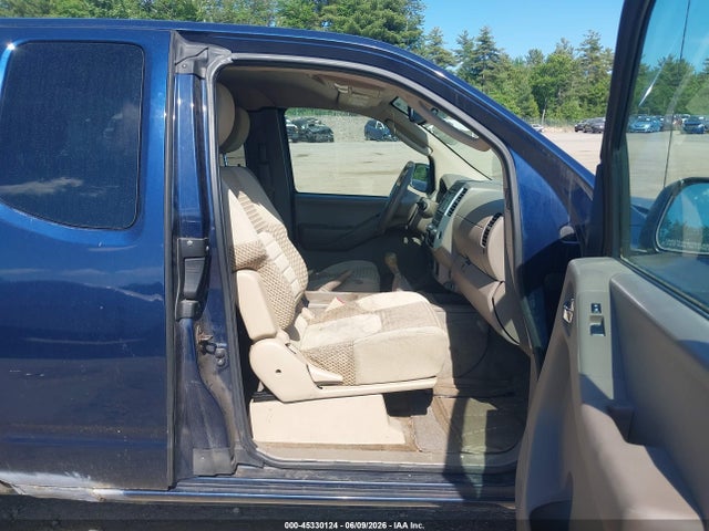 Nissan Frontier Sv