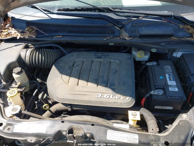 Chrysler Town & Country Touring