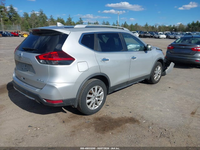 Nissan Rogue Sv