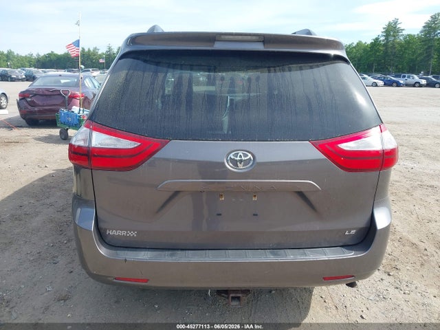 Toyota Sienna Le 8 Passenger