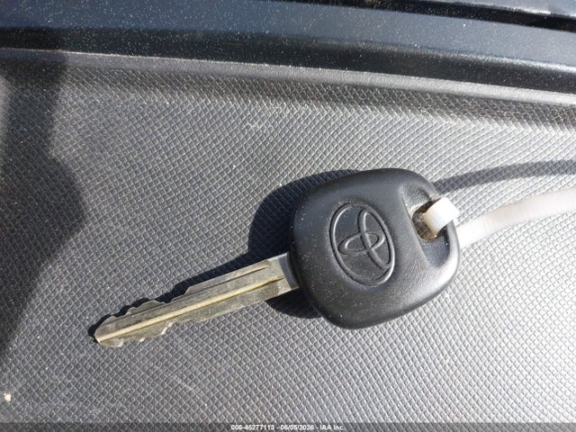 Toyota Sienna Le 8 Passenger