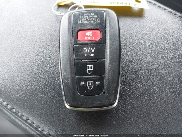 Toyota Prius Prime Limited