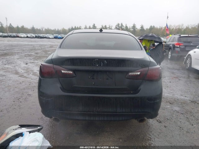 INFINITI Q70 3.7x