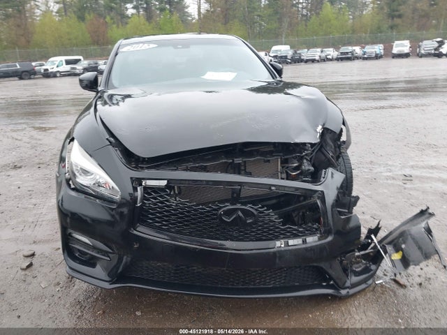 INFINITI Q70 3.7x