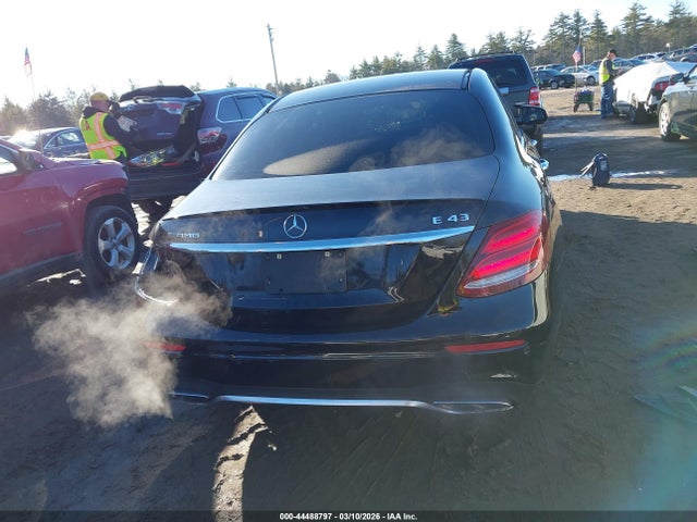 Mercedes-Benz E-Class 4matic