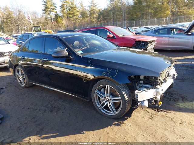 Salvage Mercedes-Benz E-Class Image