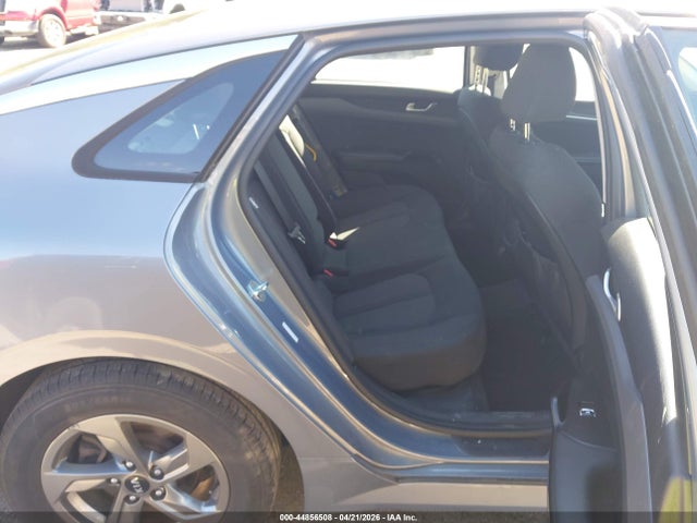 Kia K5 Lxs