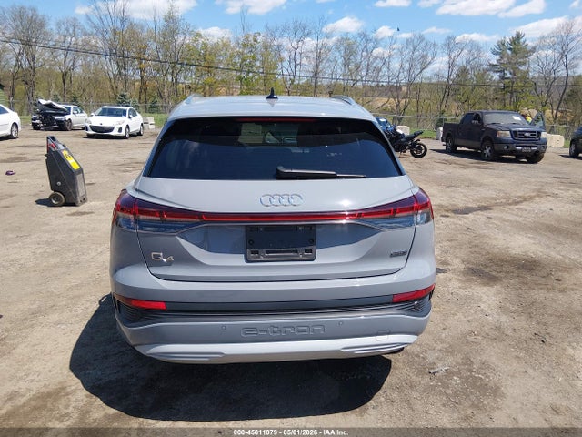 Audi Q4 Premium Plus 50 Quattro