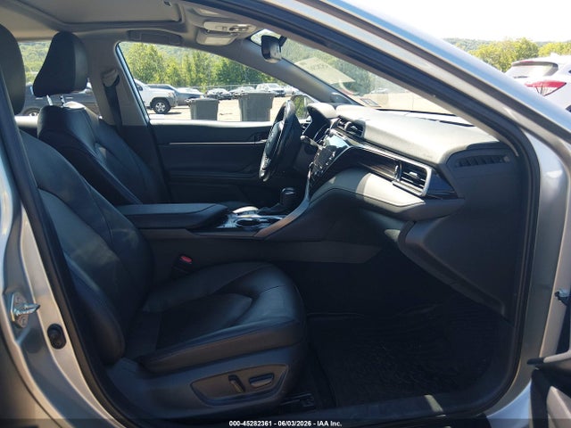 Toyota Camry Xle Hybrid