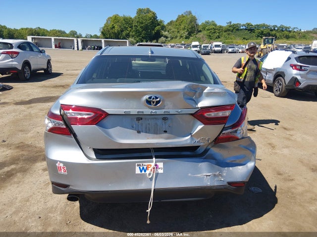 Toyota Camry Xle Hybrid