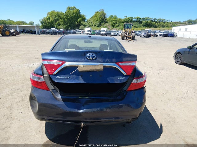 Toyota Camry Xle