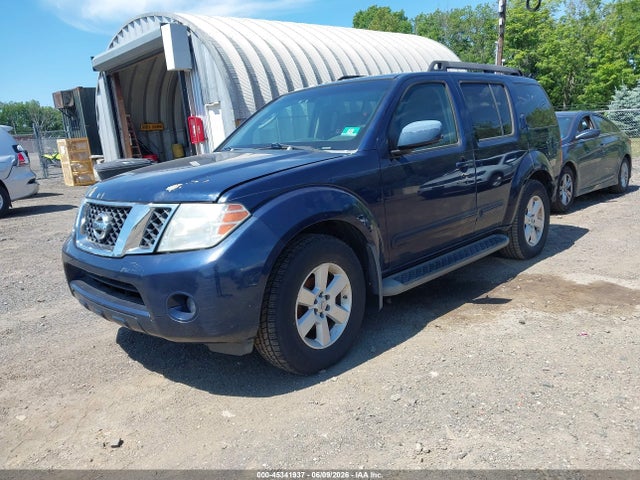 Nissan Pathfinder Se