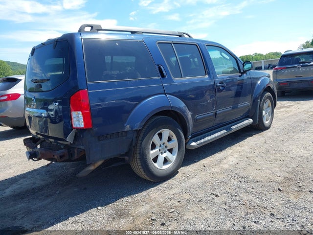 Nissan Pathfinder Se