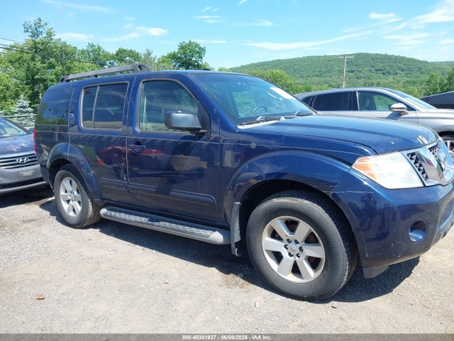 Nissan Pathfinder Se