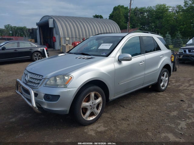 Mercedes-Benz M-Class 4matic