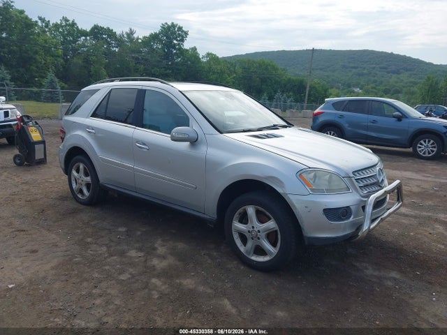 Salvage Mercedes-Benz M-Class Image