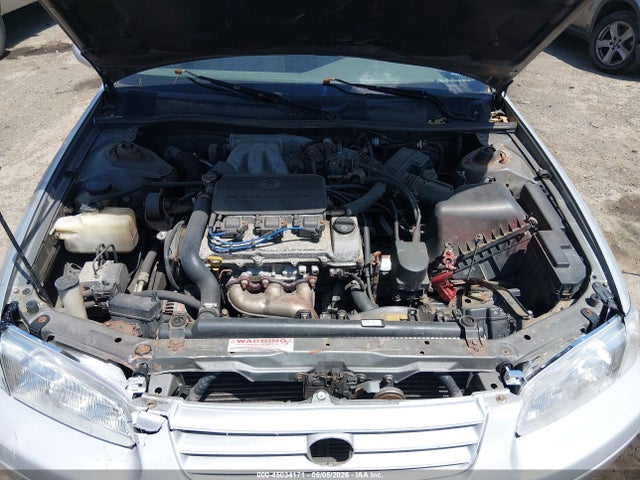 Toyota Camry Le V6