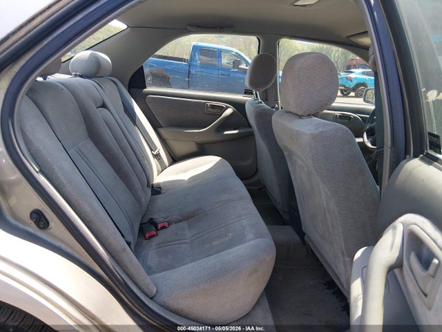 Toyota Camry Le V6