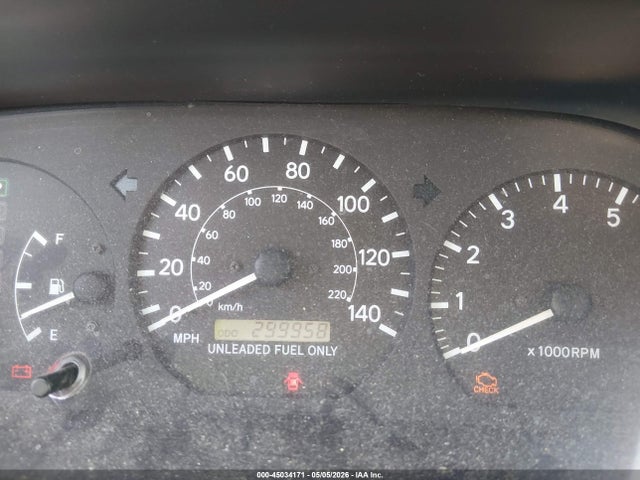 Toyota Camry Le V6