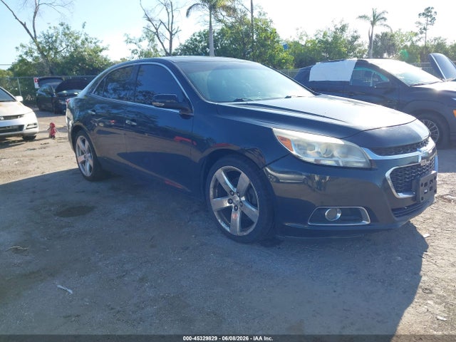 Salvage Chevrolet Malibu Image