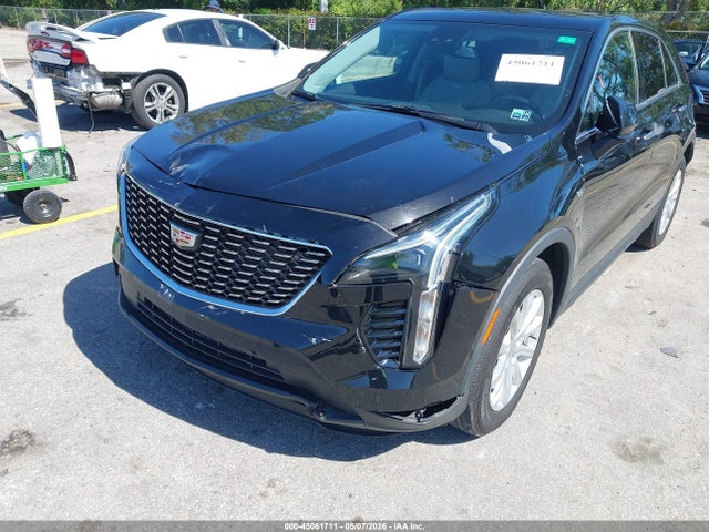 Cadillac XT4 Fwd Luxury
