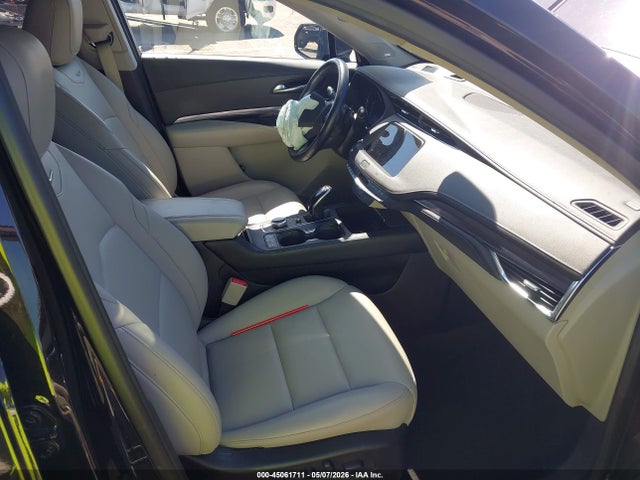 Cadillac XT4 Fwd Luxury