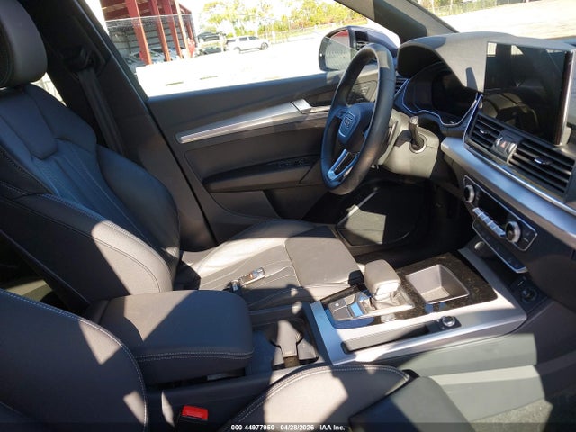 Audi Q5 Premium 45 Tfsi S Line Quattro