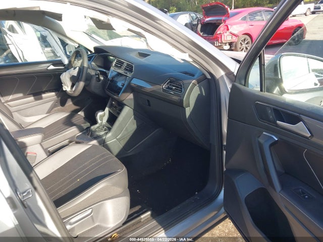 Volkswagen Tiguan 2.0t Se