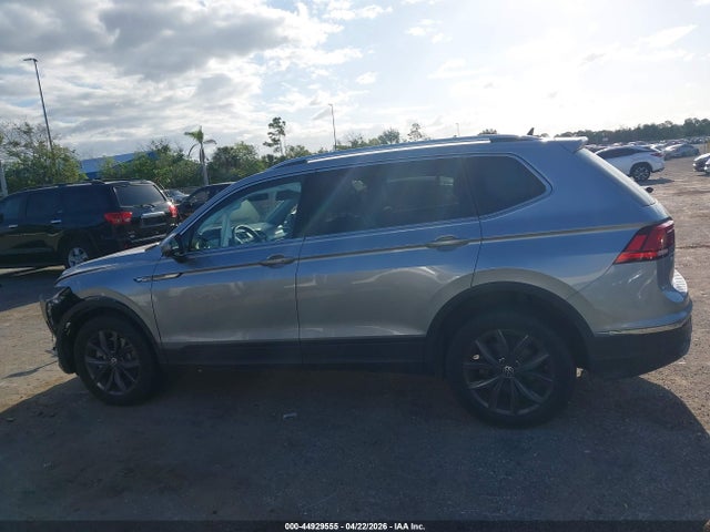 Volkswagen Tiguan 2.0t Se