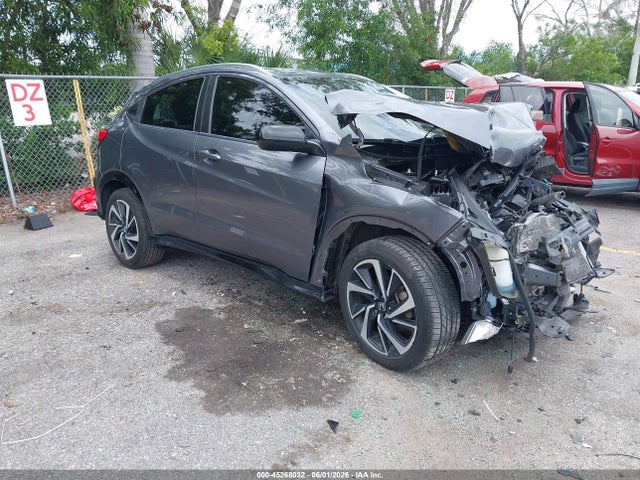 Salvage Honda HR-V Image