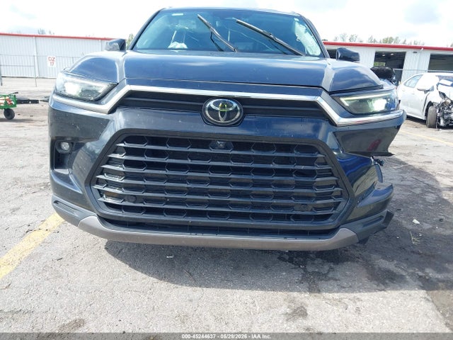 Toyota Grand Highlander Platinum
