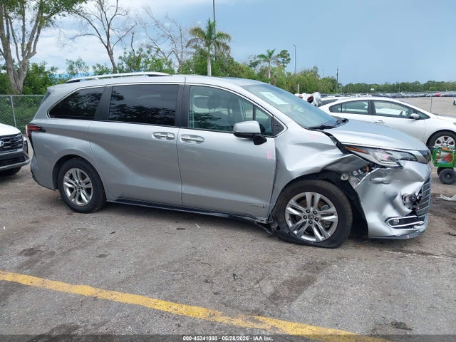 Toyota Sienna Limited