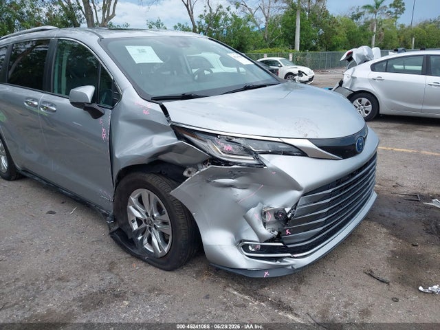 Toyota Sienna Limited